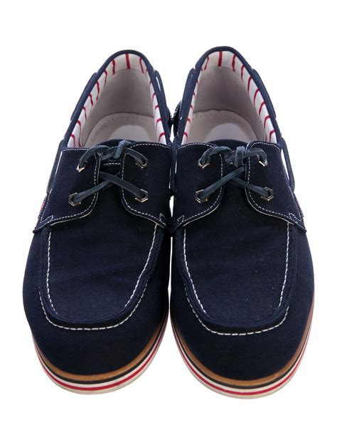 gucci canvas boat shoes.